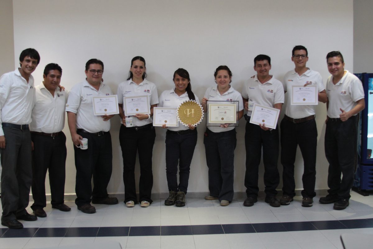 Grupo empresarial en entrenamiento